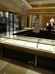 老凤祥 百年珠宝品牌的零售魅力